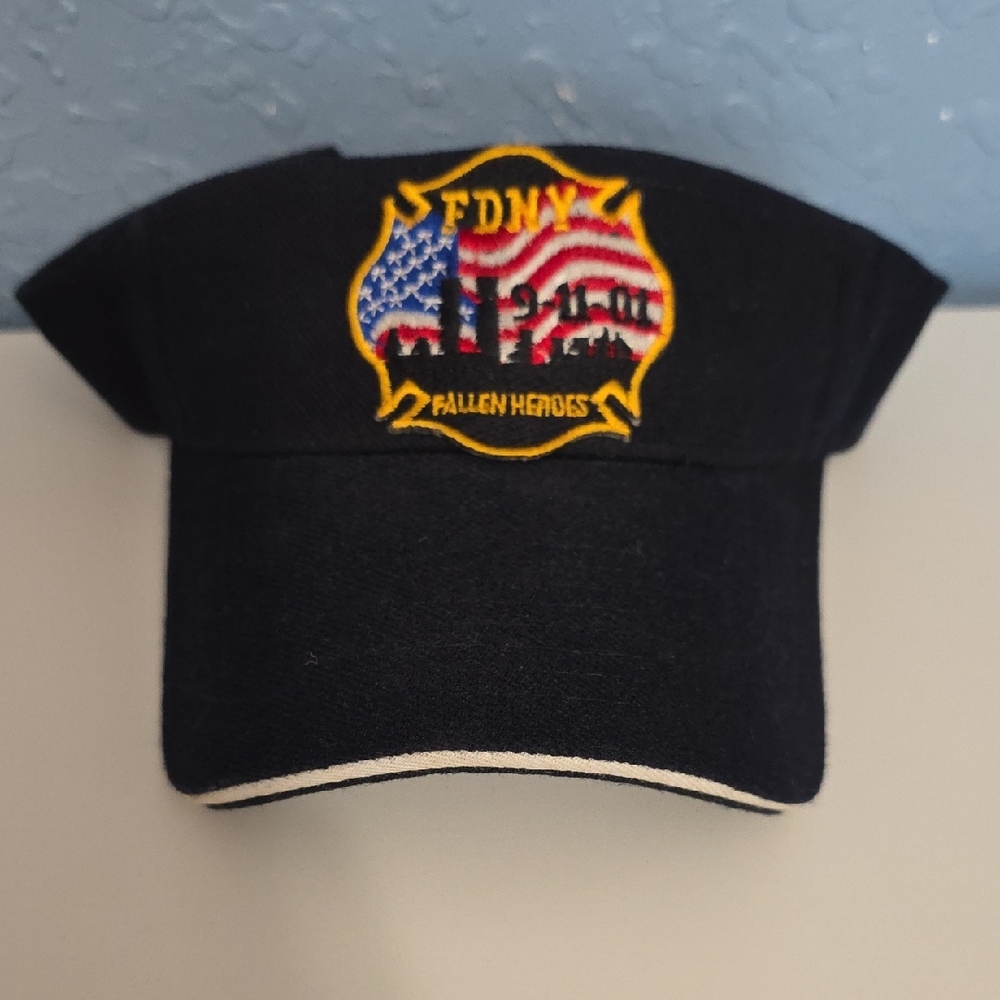Vintage Y2K 9.11 FDNY Fallen Heroes Black Visor